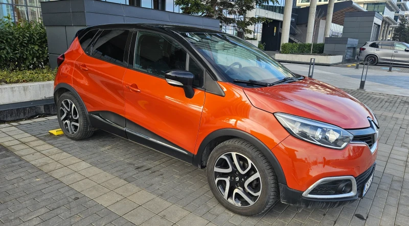 Renault Captur, снимка 5 - Автомобили и джипове - 49033606