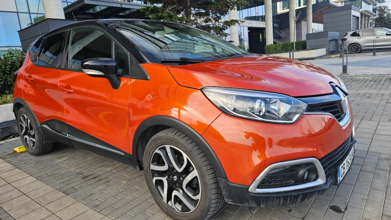 Renault Captur, снимка 4 - Автомобили и джипове - 49133527