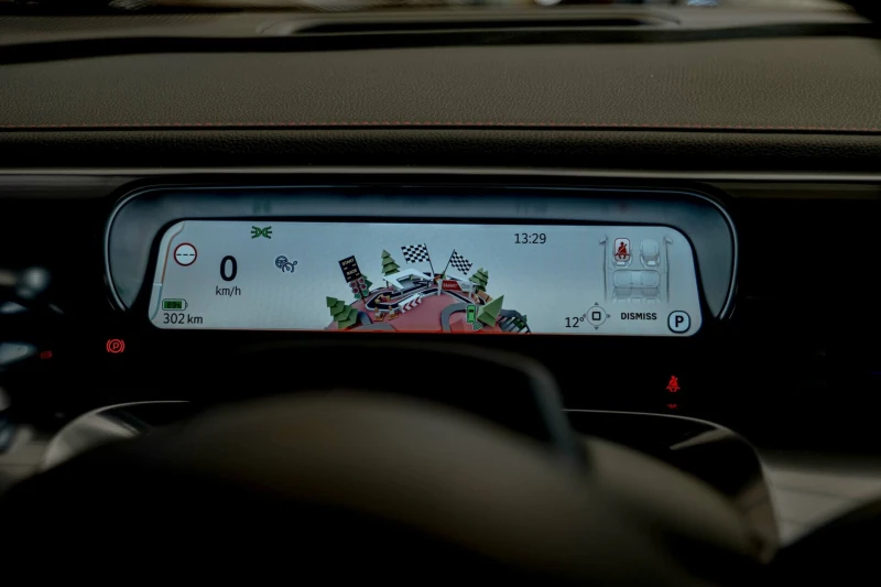 Smart #1 BRABUS/HuD/AWD/Ambient/ Beats bY Dre/Камера 360/Па, снимка 16 - Автомобили и джипове - 52108671