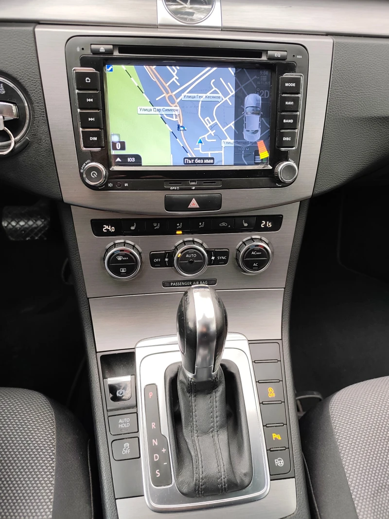 VW Passat 2.0* DSG* 170к.с., снимка 8 - Автомобили и джипове - 52329831