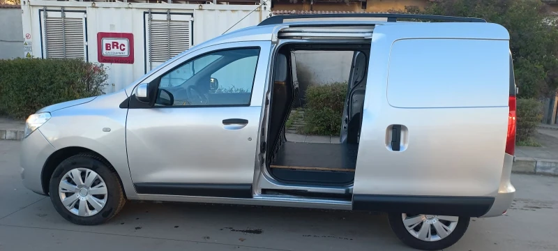 Dacia Dokker 1.5dci 90ps , снимка 8 - Автомобили и джипове - 52668641