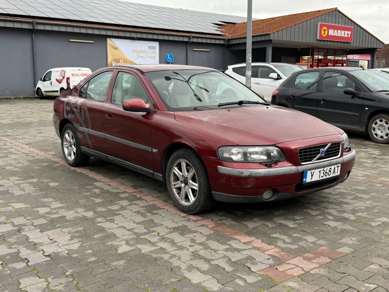Volvo S60 Бензин/Метан, снимка 3 - Автомобили и джипове - 52729197
