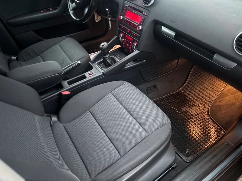 Audi A3 2009+ 1.9TDI+ 105кс+ ФЕЙС-КАТО НОВА, снимка 14 - Автомобили и джипове - 52876814