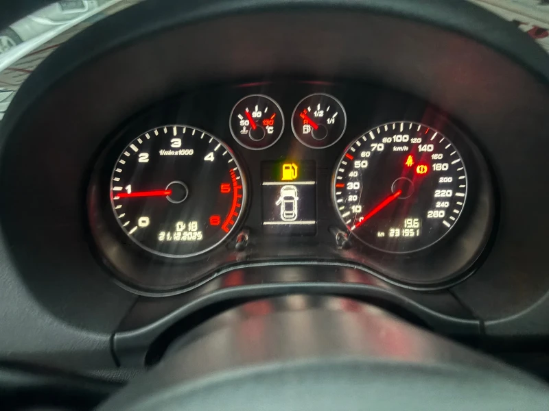 Audi A3 2009+ 1.9TDI+ 105кс+ ФЕЙС-КАТО НОВА, снимка 10 - Автомобили и джипове - 52876814
