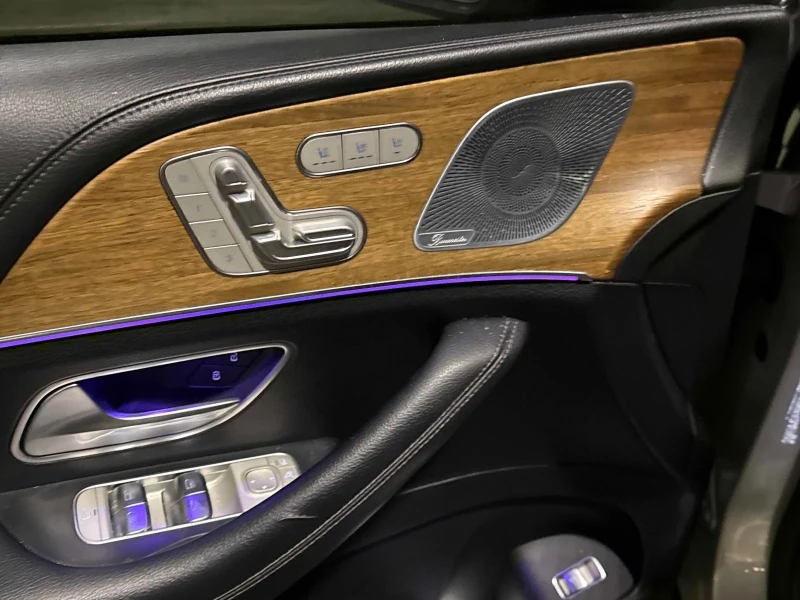 Mercedes-Benz GLE 450 AMG-PACK* 4Matic* HeadUp* Burmester* Pano* 360view, снимка 10 - Автомобили и джипове - 53443738