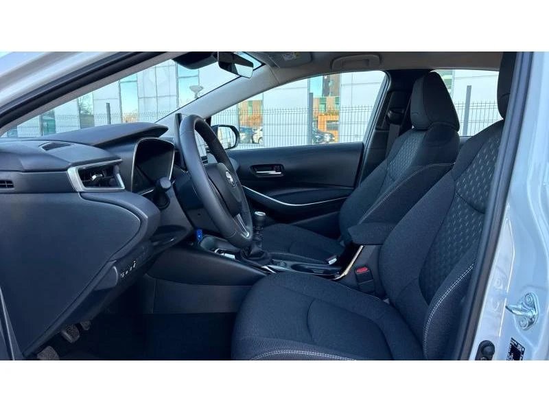 Toyota Corolla SDN 1.5P 6MT EXECUTIVE - НОВА, снимка 12 - Автомобили и джипове - 53200846