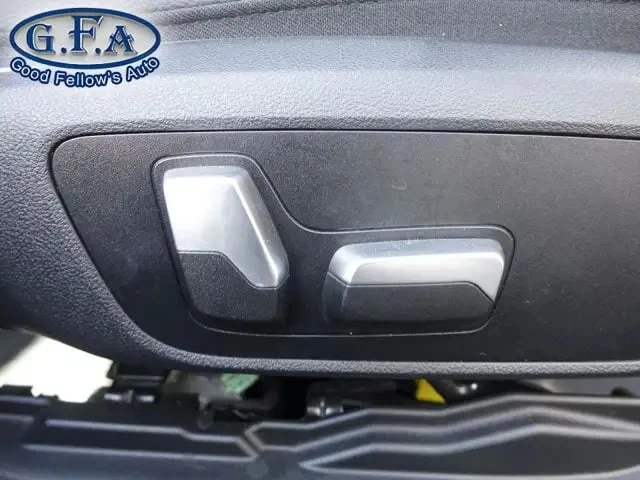 BMW 330 / xDrive AWD / ШИБИДАХ / CARFAX / , снимка 12 - Автомобили и джипове - 53306778