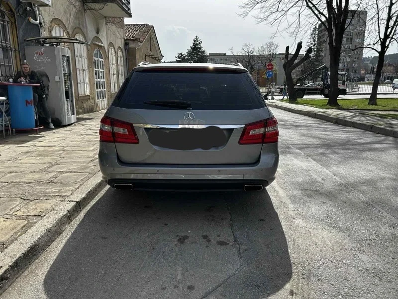 Mercedes-Benz E 350, снимка 5 - Автомобили и джипове - 53987014