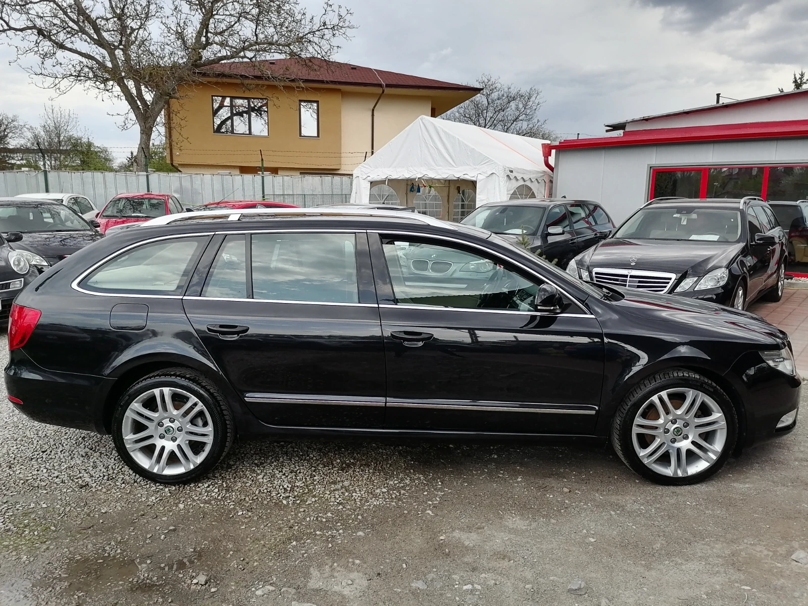 Skoda Superb C2.0D* 4X4* КОЖА* НАВИГАЦИЯ* ШВЕЙЦАРИЯ*  - изображение 4