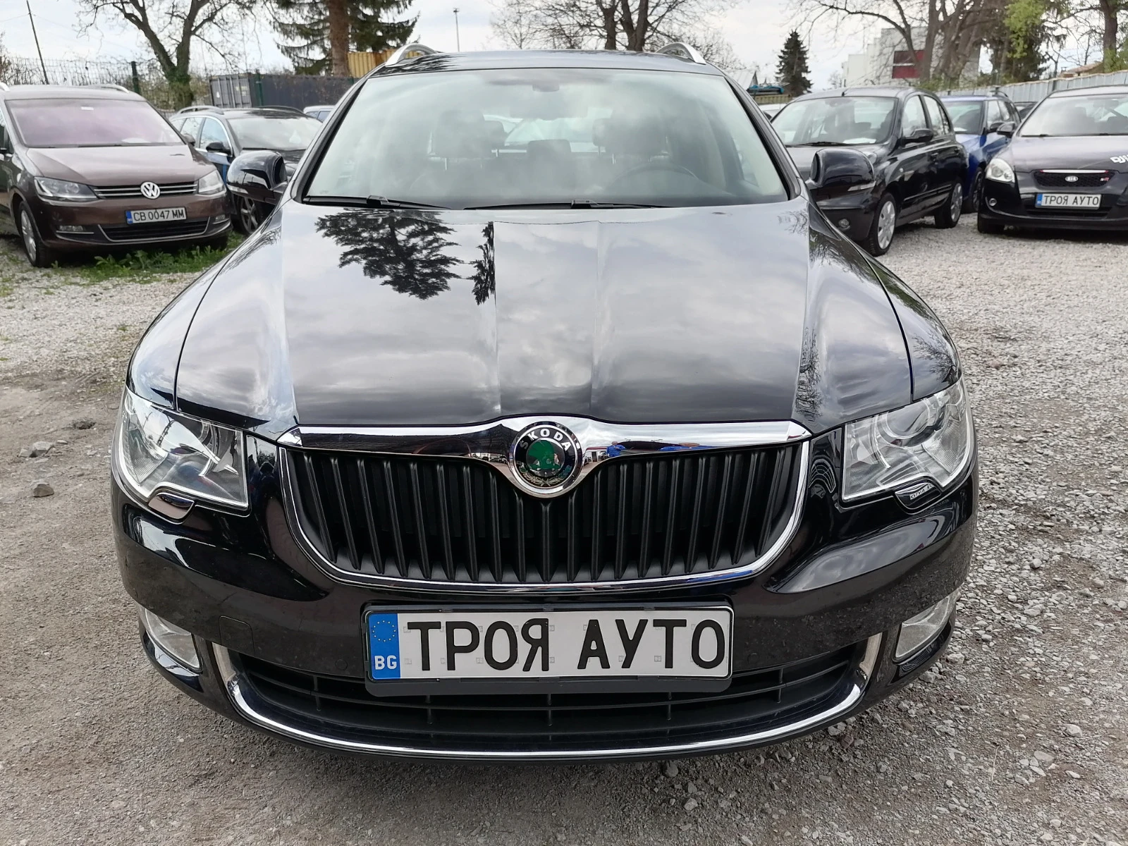 Skoda Superb C2.0D* 4X4* КОЖА* НАВИГАЦИЯ* ШВЕЙЦАРИЯ*  - изображение 2