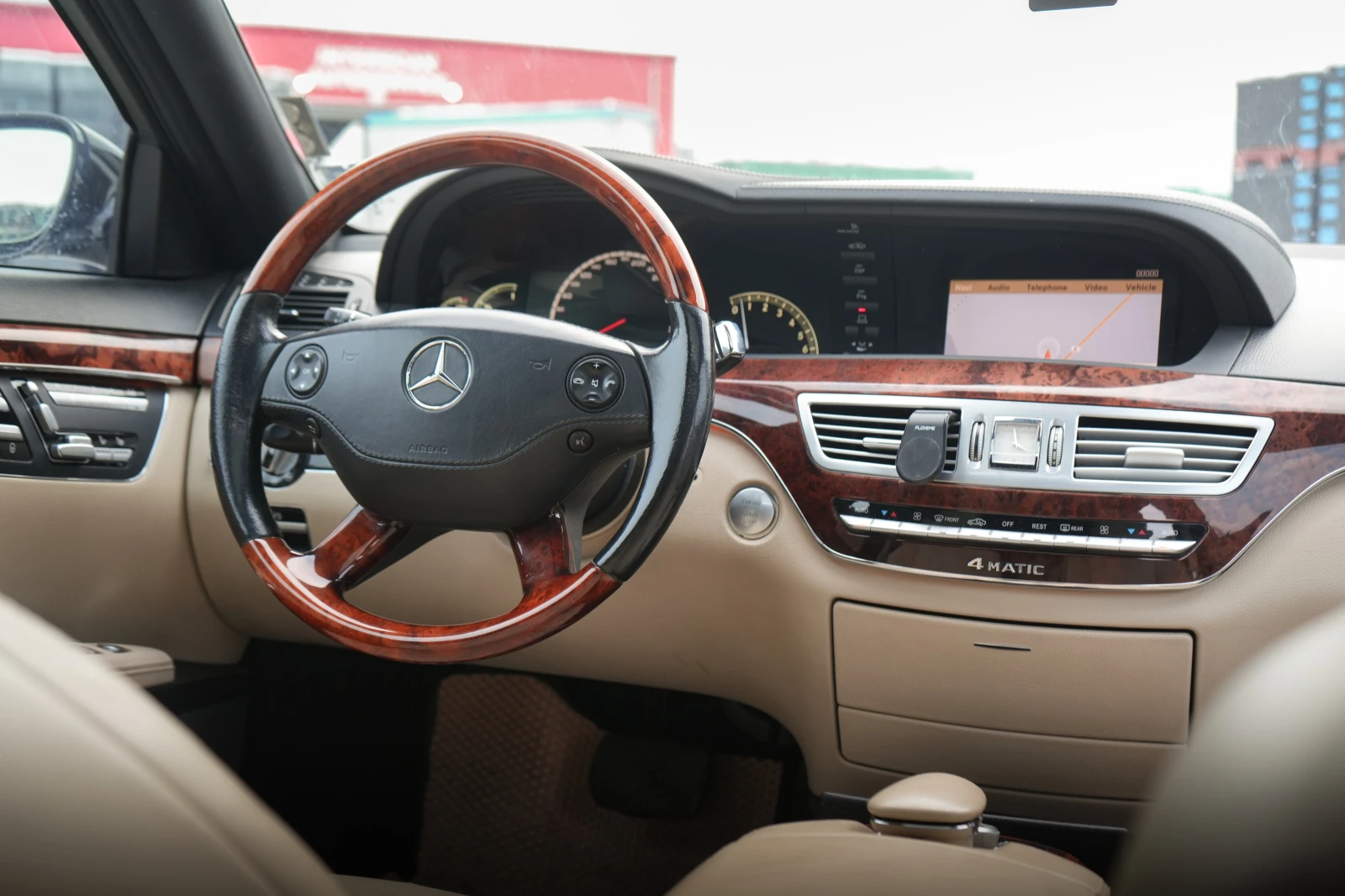 Mercedes-Benz S 500 LPG= 4MATIC= 63 AMG= DISTRONIC= SOFT CLOSE= NIGHT  - изображение 8