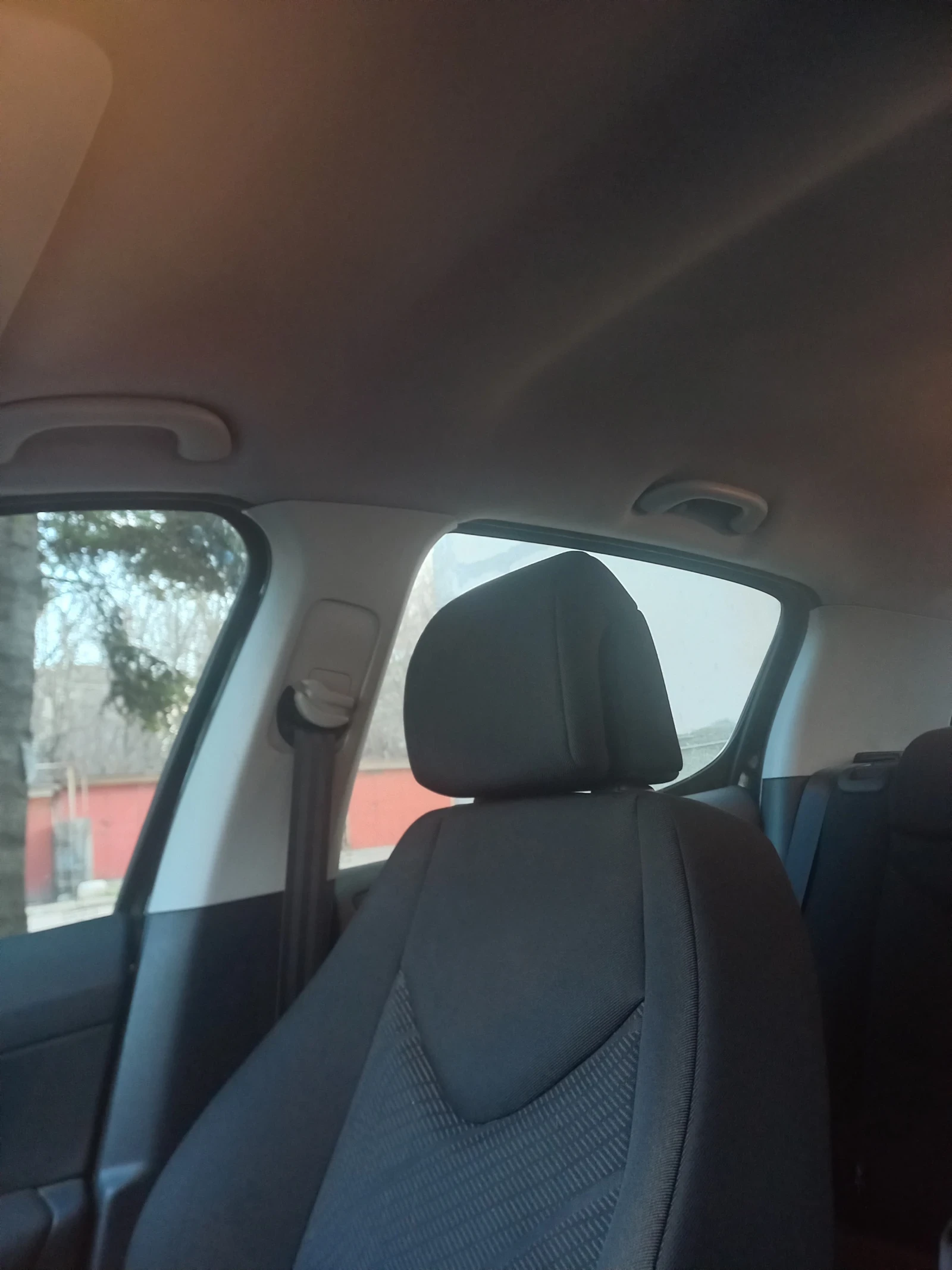 Peugeot 308 1, 4 - изображение 4