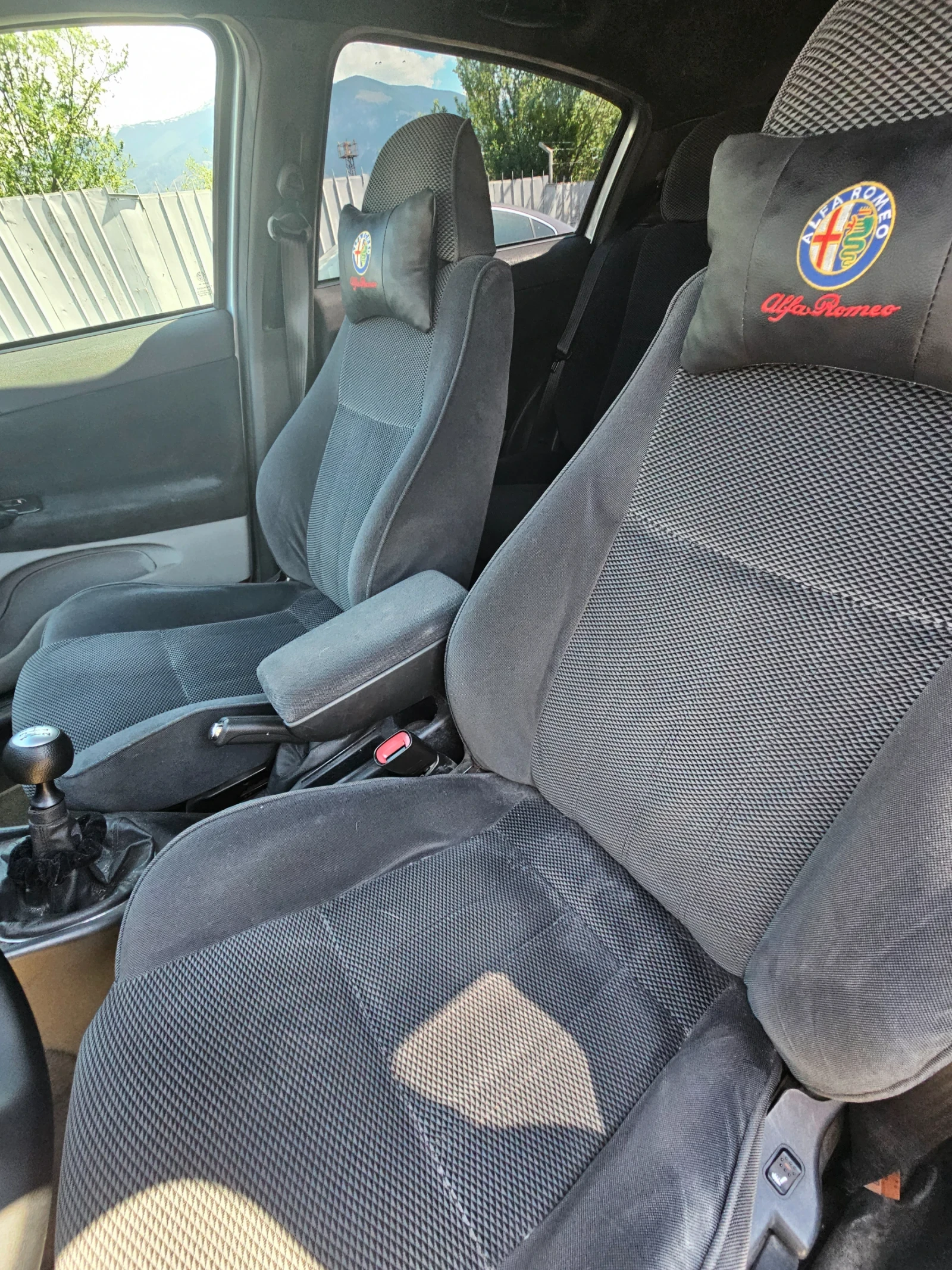 Alfa Romeo 147 1.9 JTD - изображение 10