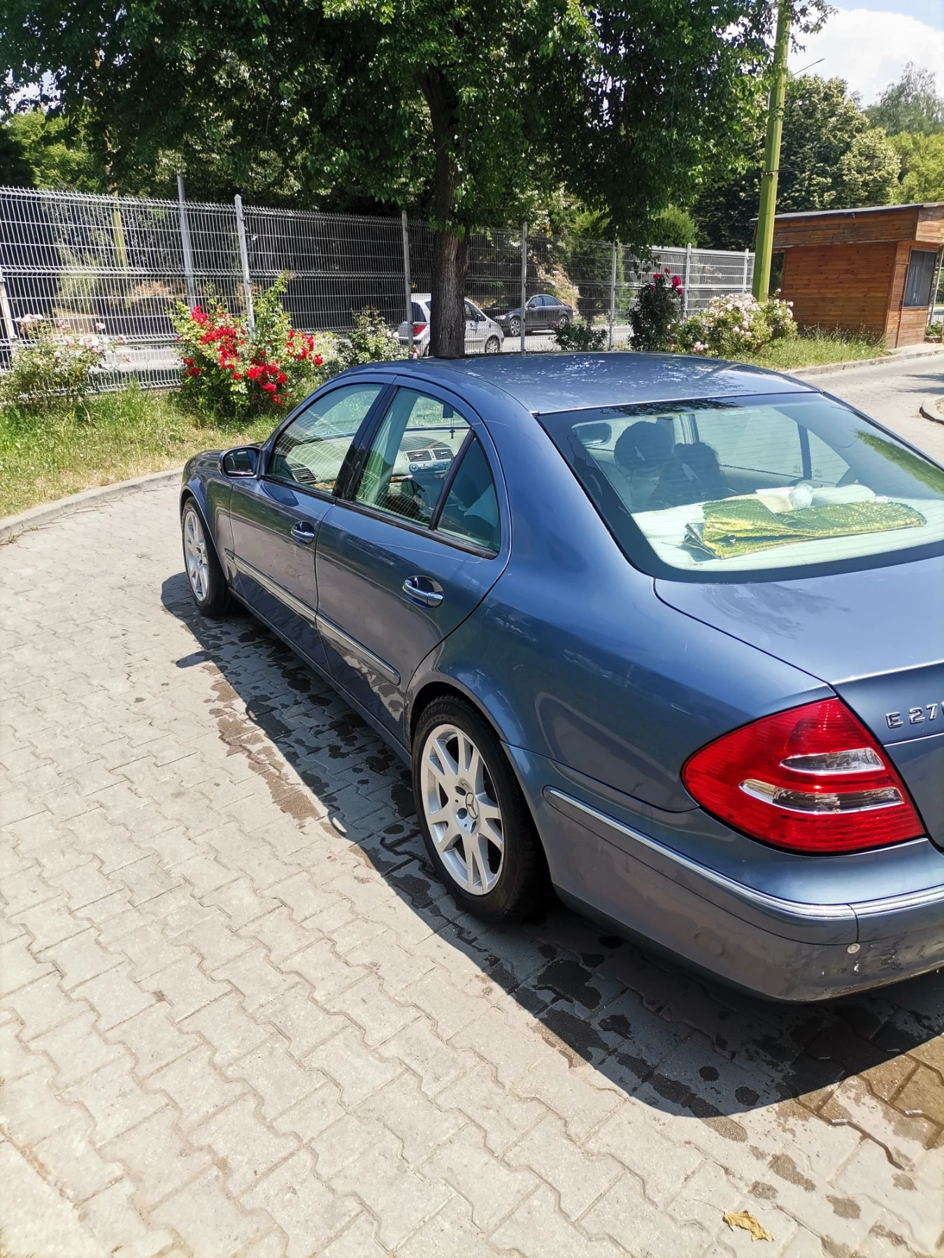 Mercedes-Benz E 270 Mercedes-Benz E270 177ks elegance  - изображение 5