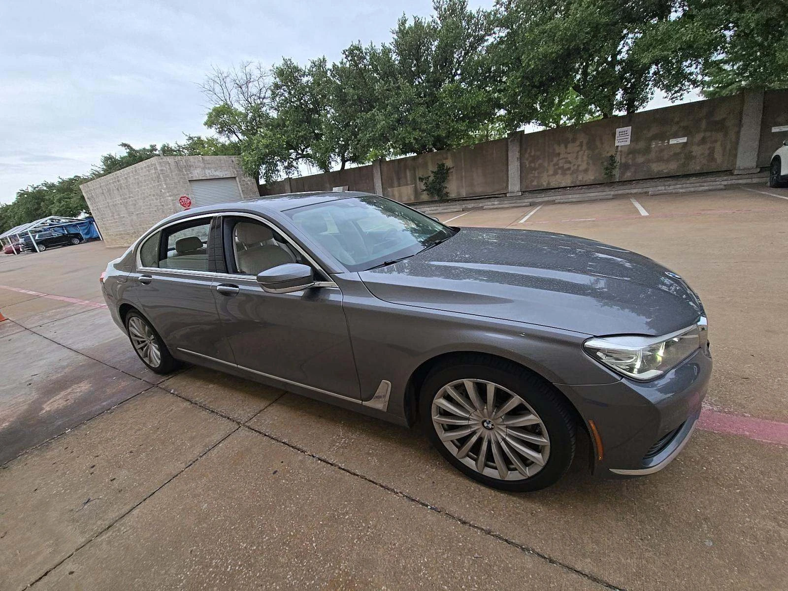 BMW 740 DISTRONIK* HEADUP* HARMAN* LANE ASSIST* ОБДУХ* CAR - изображение 2