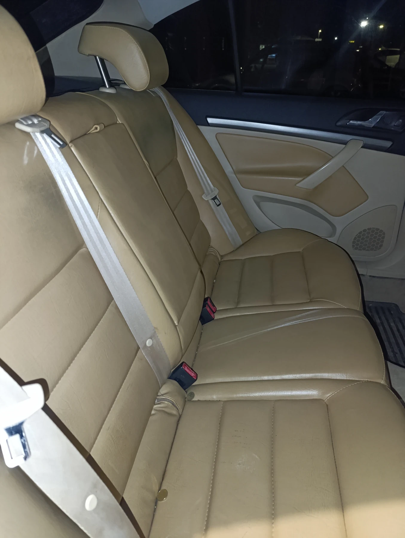 Skoda Octavia TDI 2.0 - изображение 2