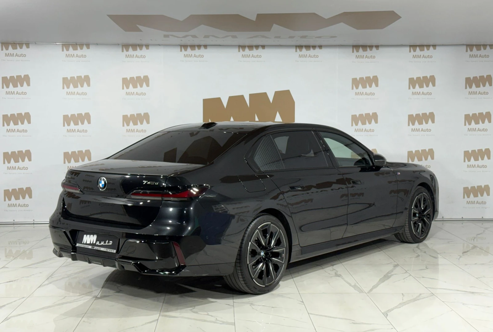 BMW 740 d* xDrive* M-SportPRO* B&W* Carbon* Theatre - изображение 2