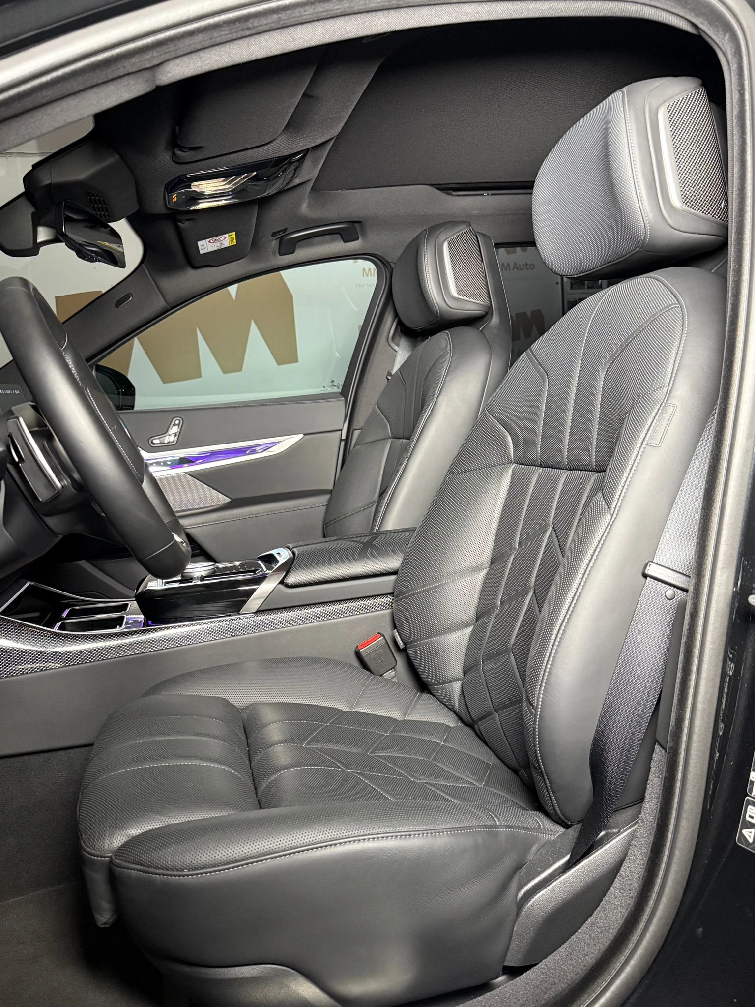 BMW 740 d* xDrive* M-SportPRO* B&W* Carbon* Theatre - изображение 7
