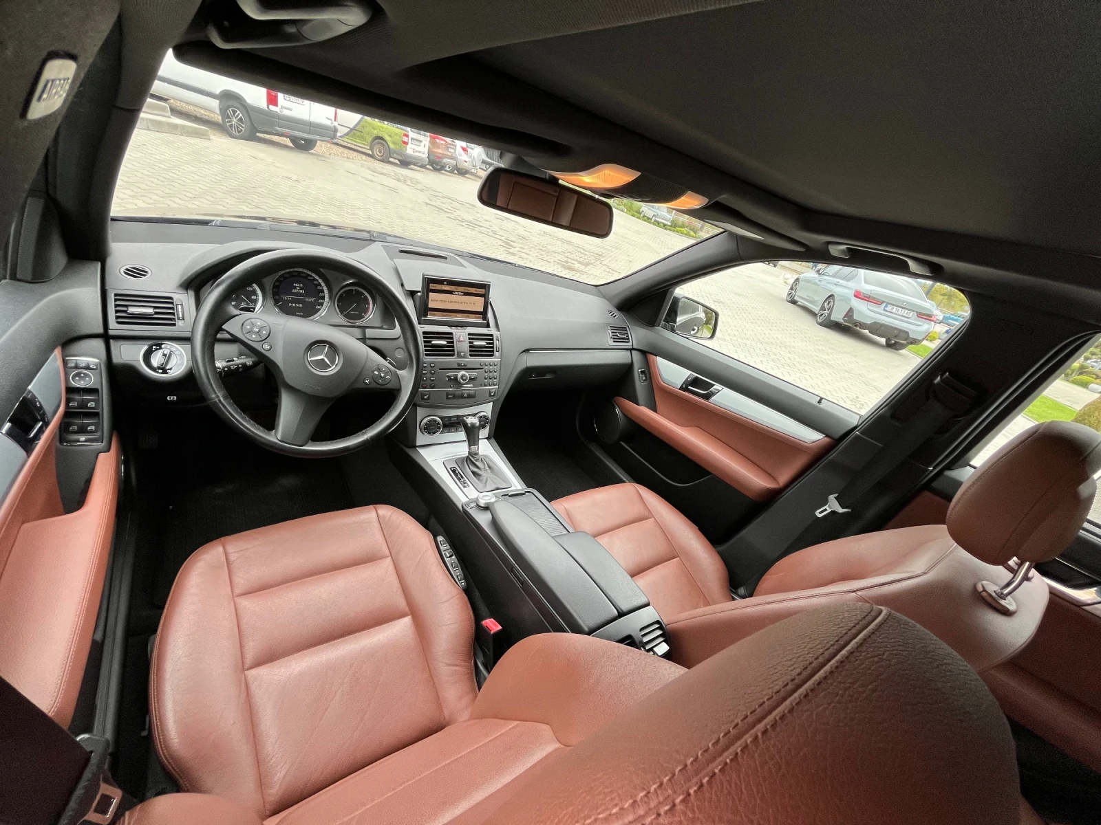 Mercedes-Benz C 220 250/FULL/HARMON KARDON/KEYLESS/PANO/NAVI/KOJA - изображение 6