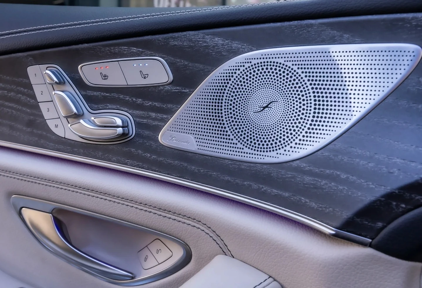 Mercedes-Benz CLS 53 AMG 4MATIC+ , снимка 7 - Автомобили и джипове - 53798173