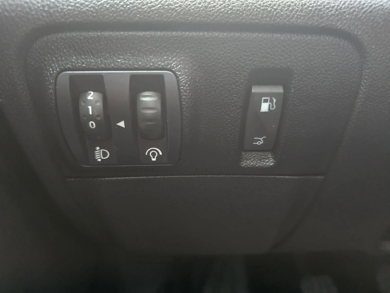 Renault Megane 1.3 TCe 140, снимка 11 - Автомобили и джипове - 54228492