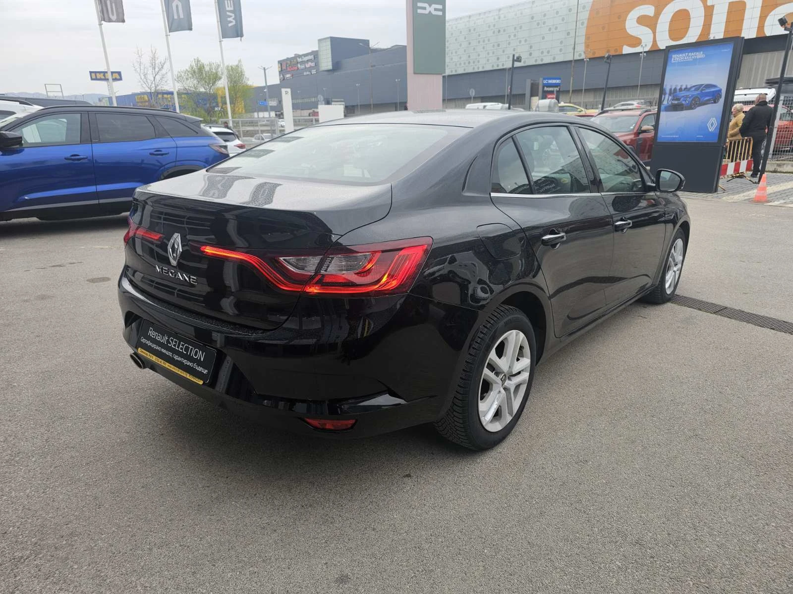 Renault Megane 1.3 TCe 140, снимка 5 - Автомобили и джипове - 54228492