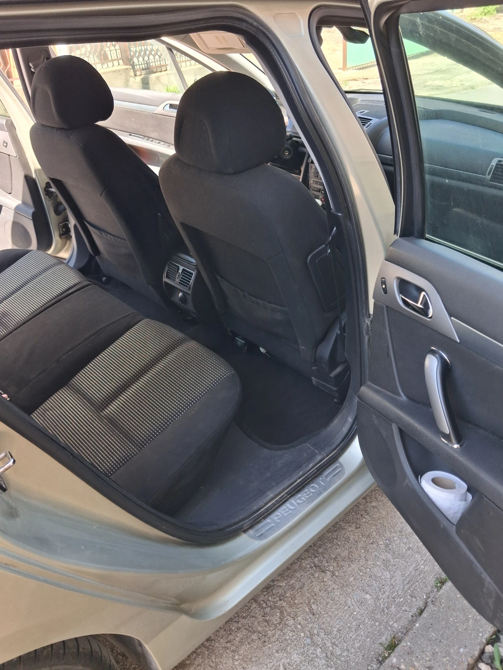 Peugeot 407  SW, снимка 12 - Автомобили и джипове - 54576028
