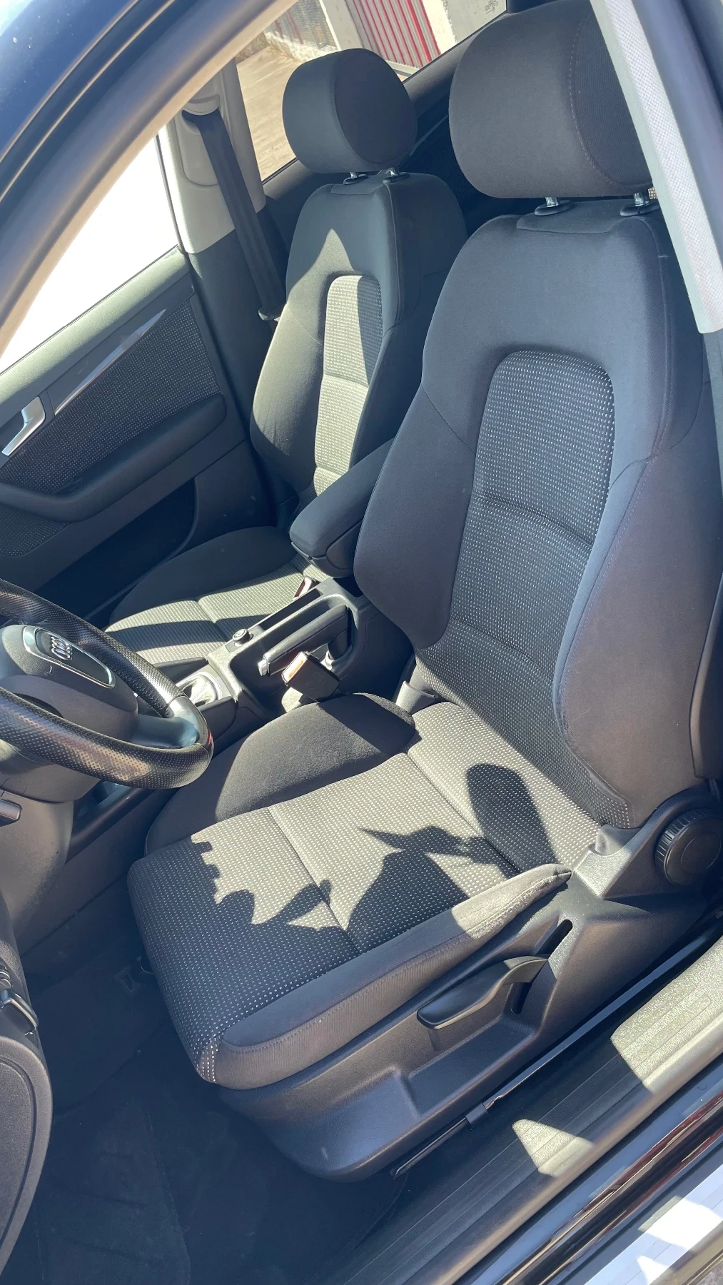 Audi A3 РЕГИСТРИРАНА/НАВИ, снимка 4 - Автомобили и джипове - 54709347
