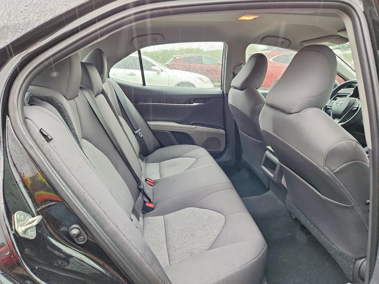 Toyota Camry 2.5l Le, снимка 10 - Автомобили и джипове - 54726127
