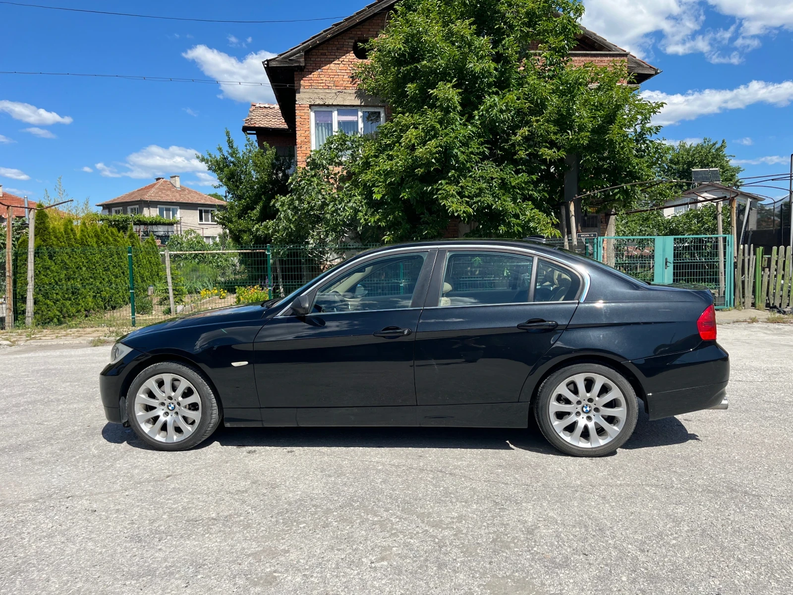 BMW 330 XD Голяма навигация, снимка 7 - Автомобили и джипове - 54795568