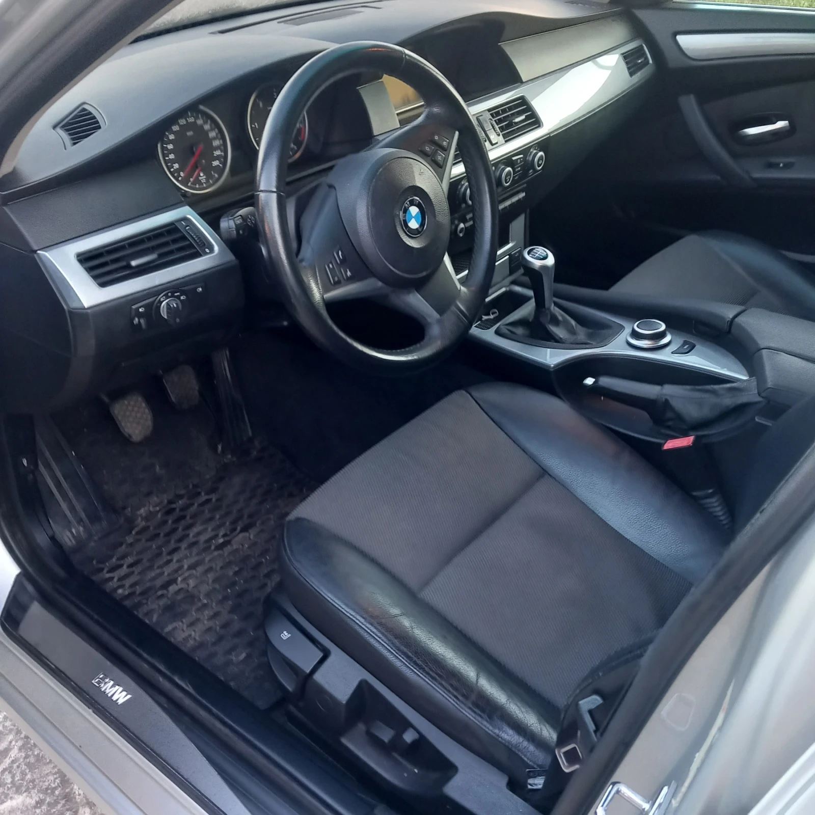 BMW 520, снимка 4 - Автомобили и джипове - 54842255