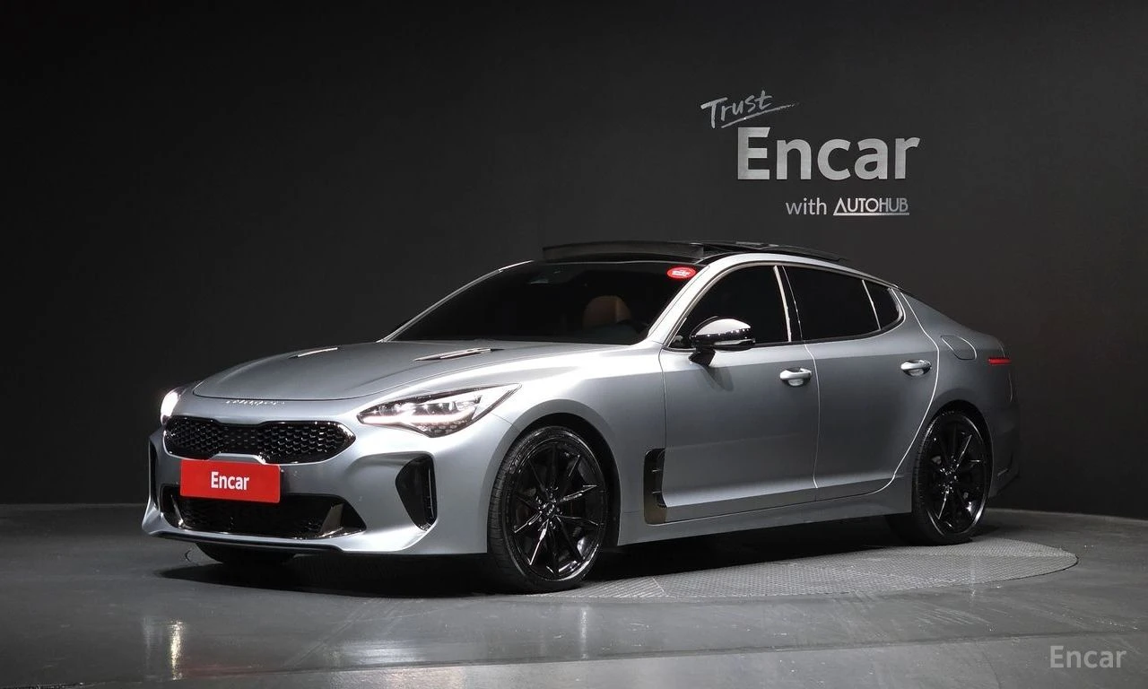 Kia Stinger 3.3 GT* TRIBUTE EDITION* DISTRONIC* ОБДУХВАНЕ