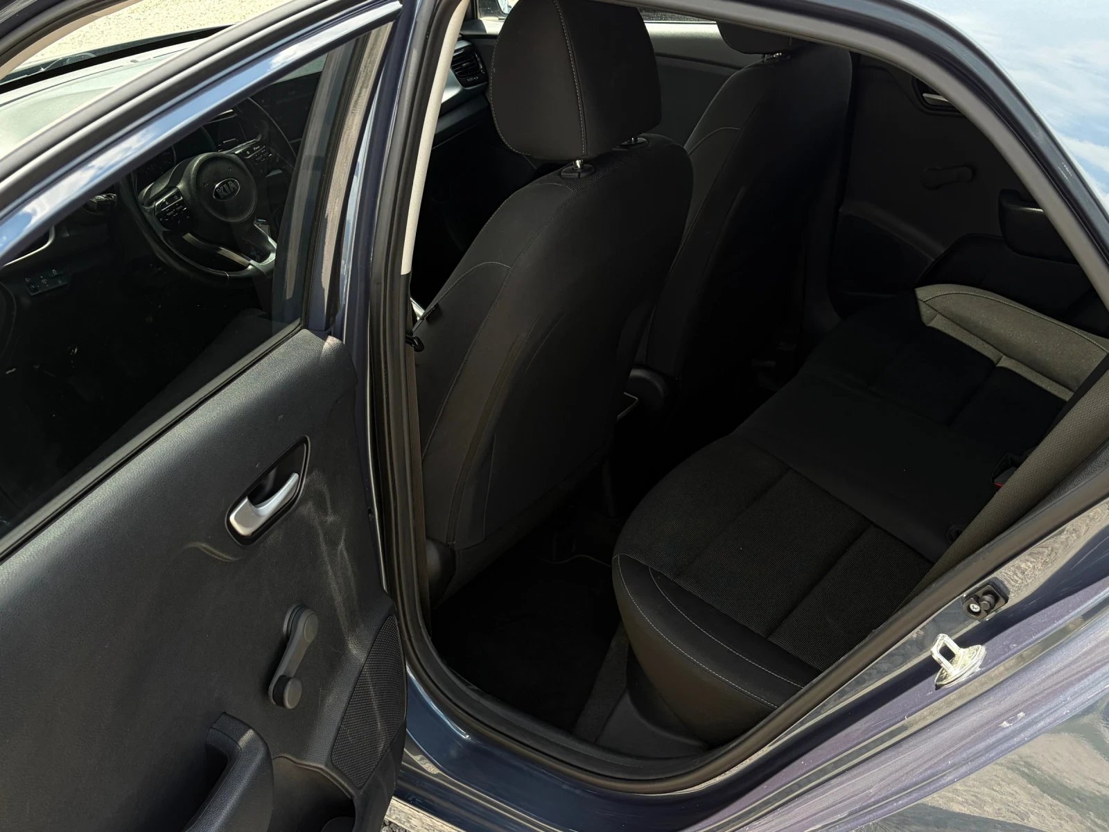 Kia Rio 1.4CRDI* NAVI* CARPLAY | Mobile.bg � ����������� 10