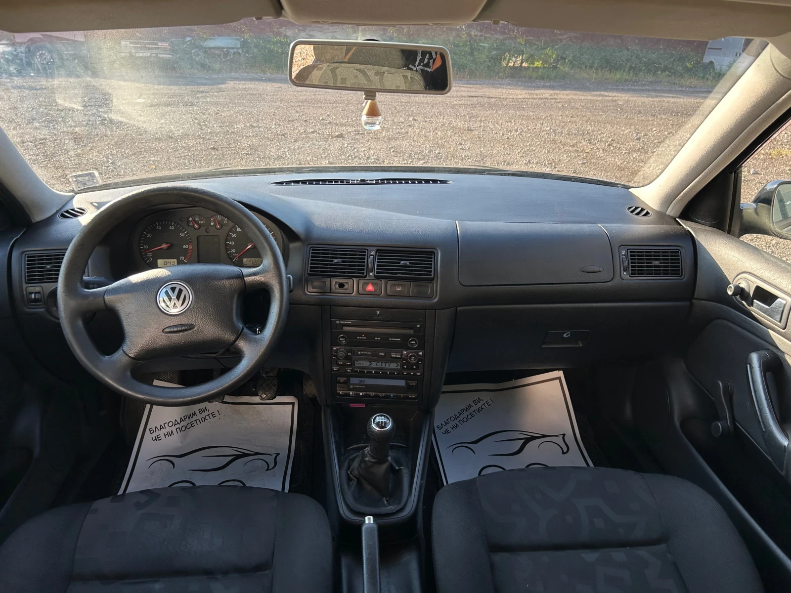 VW Golf 1.4 75кс, снимка 7 - Автомобили и джипове - 56072834
