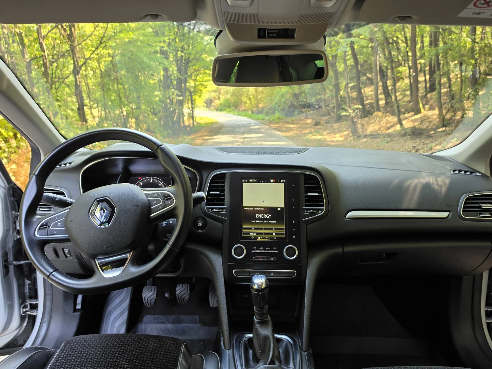 Renault Megane Intens 1.5 dCi / 110к.с / 87 000км/ Зимни гуми, снимка 13 - Автомобили и джипове - 56077300