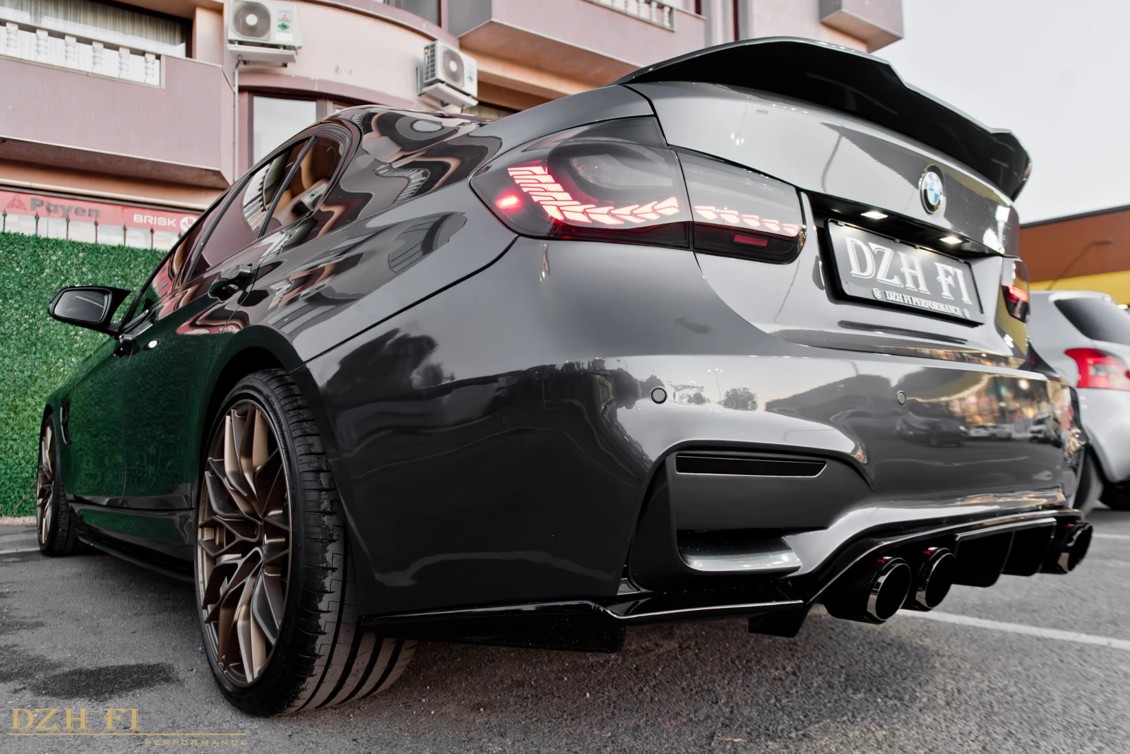 BMW 330 D/M3 GTS PACK/FACELIFT/CARBON/ШИБЕДАХ/HeadUp/MEMOR, снимка 17 - Автомобили и джипове - 56205570