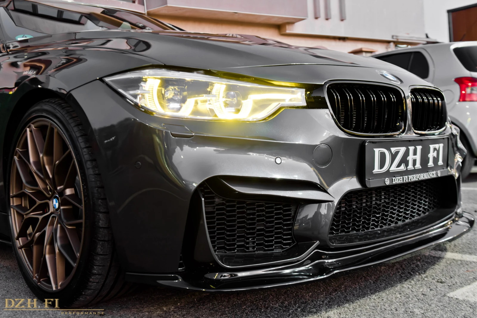 BMW 330 D/M3 GTS PACK/FACELIFT/CARBON/ШИБЕДАХ/HeadUp/MEMOR, снимка 16 - Автомобили и джипове - 56205570