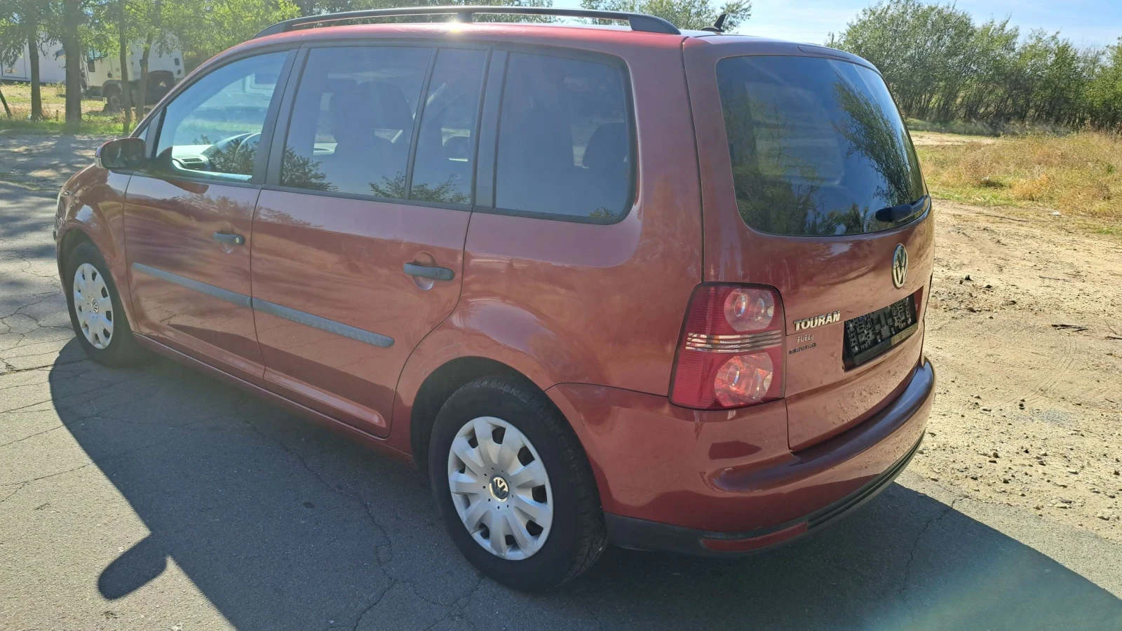 VW Touran  ГАЗ, НОВ ВНОС, ИТАЛИЯ, снимка 4 - Автомобили и джипове - 56327918