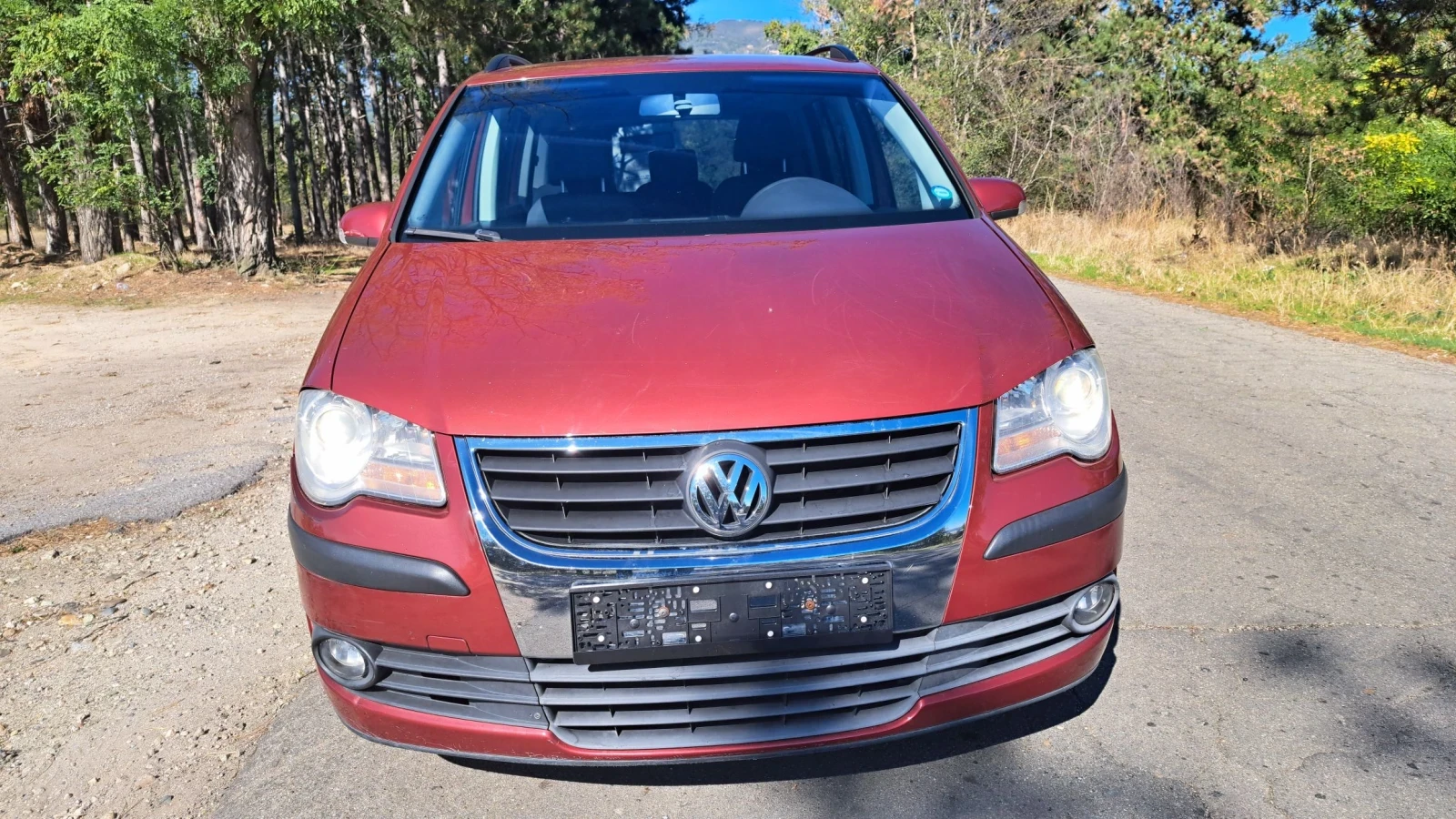 VW Touran  ГАЗ, НОВ ВНОС, ИТАЛИЯ, снимка 2 - Автомобили и джипове - 56327918