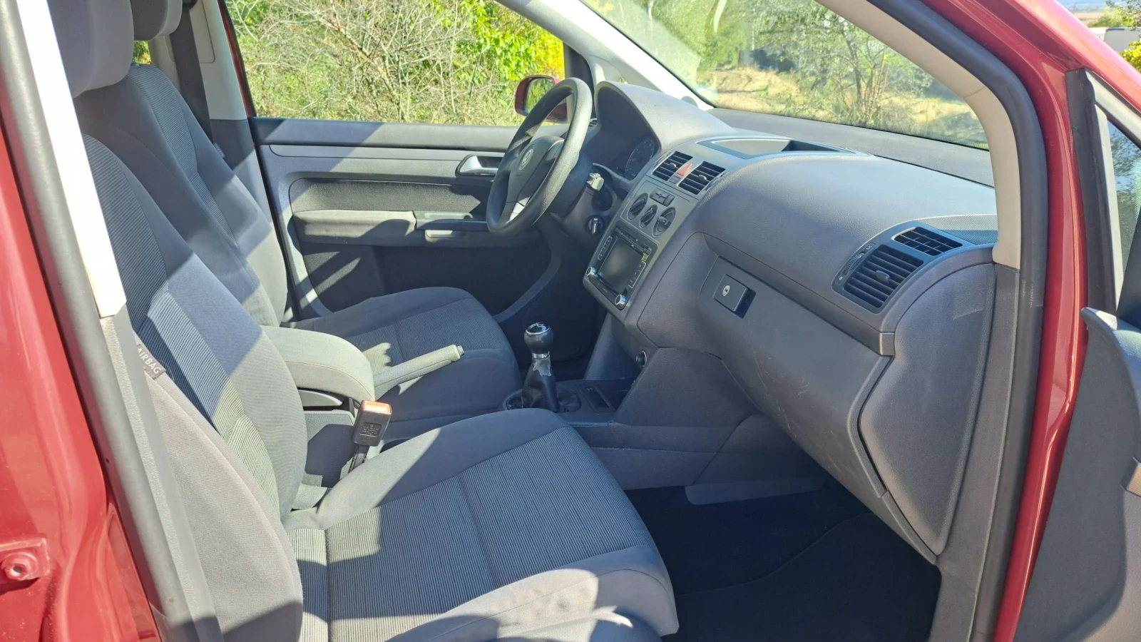 VW Touran  ГАЗ, НОВ ВНОС, ИТАЛИЯ, снимка 10 - Автомобили и джипове - 56327918