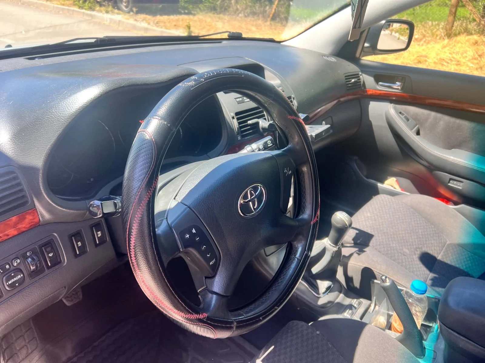 Toyota Avensis Toyota Avensis 2.0 D-4D | 116 �.�. | 2003 �. | ��� | Mobile.bg � ����������� 11