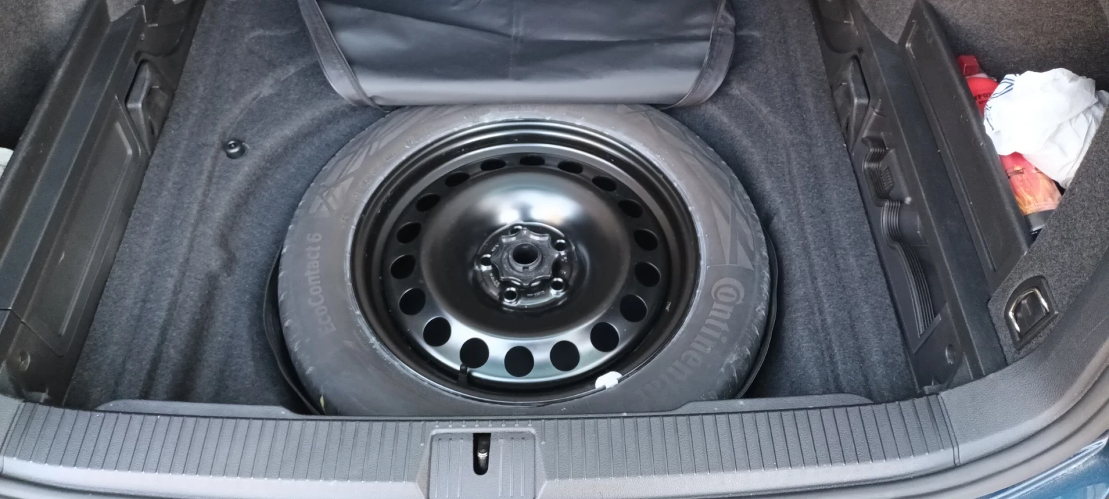 VW Passat B8.5 2.0 TDI , снимка 3 - Автомобили и джипове - 56620330