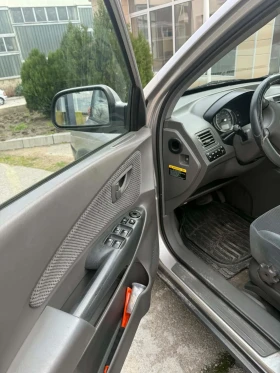 Hyundai Tucson 2000 crdi 4x4 - 3500 € / 6845.40 лв. - 86233044 6