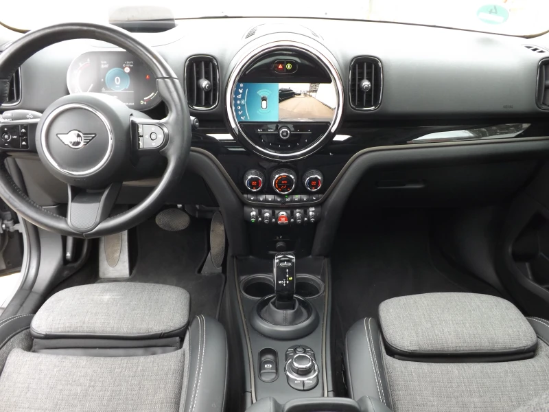 Mini Countryman Cooper D ALL4, снимка 11 - Автомобили и джипове - 47001431