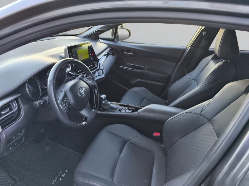 Toyota C-HR 1.8 VVTI-HYBRID / 122 HP EAT E-CVT 5D/2104R12, снимка 10 - Автомобили и джипове - 51523545