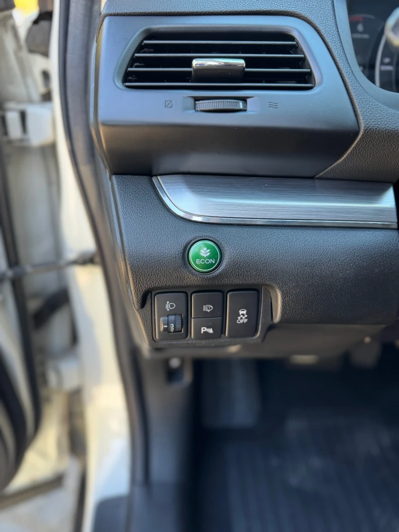 Honda Cr-v 1.6 i-DTEC, снимка 8 - Автомобили и джипове - 52549764