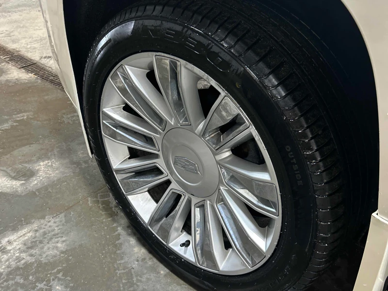 Cadillac Escalade PLATINUM* 360view* Bose* Pano* масаж* Подгрев* , снимка 7 - Автомобили и джипове - 53508455