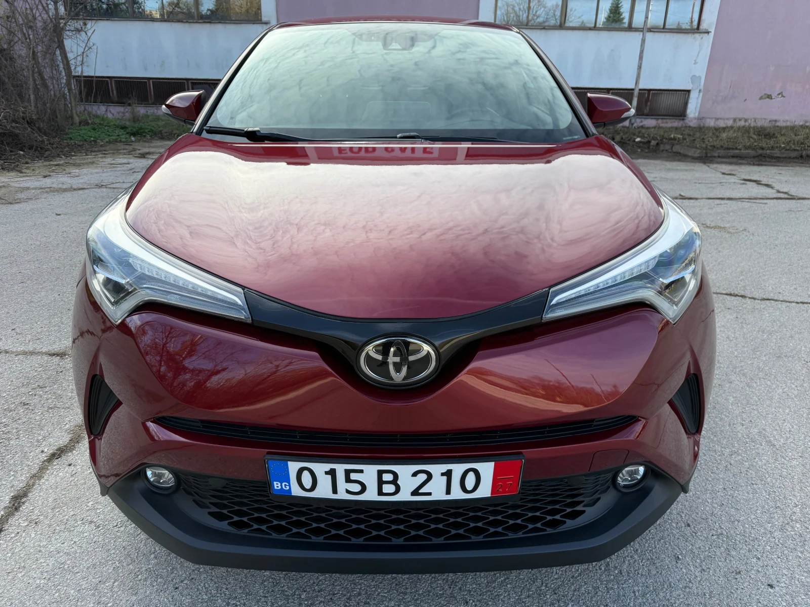 Toyota C-HR 1.2i AUTOMATIC, снимка 1
