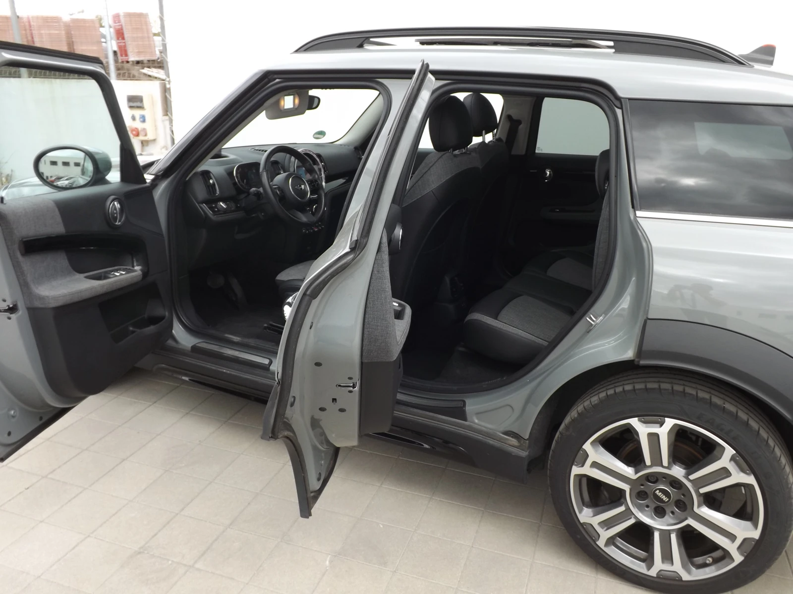 Mini Countryman Cooper D ALL4 - изображение 10