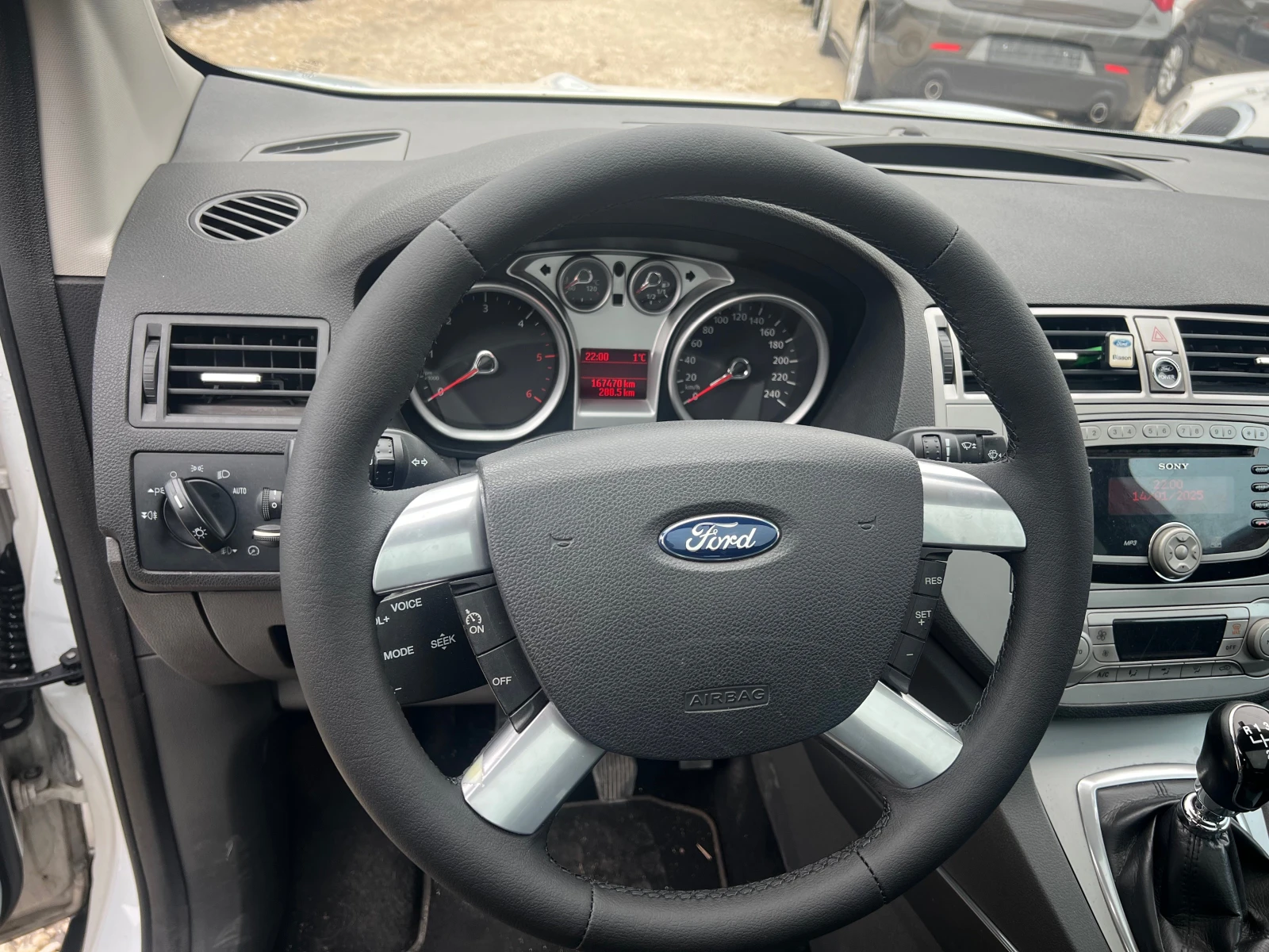 Ford Kuga 2.0 TDCI TITANIUM FULL - изображение 10